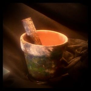 Clay Pot with Bamboo Snuffer